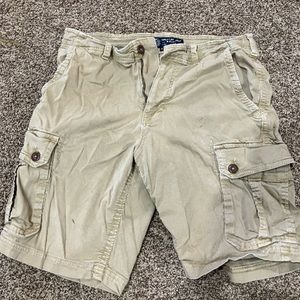 American eagle cargo shorts